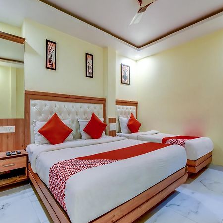 Hotel Sarthak Palace - By Pooja Hospitality Νέο Δελχί Εξωτερικό φωτογραφία